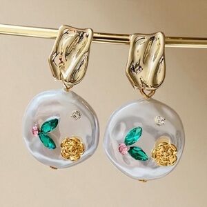 S925 Sterling Silver, Gold Plated, Baroque Flower Garden Pearl Earrings. New.